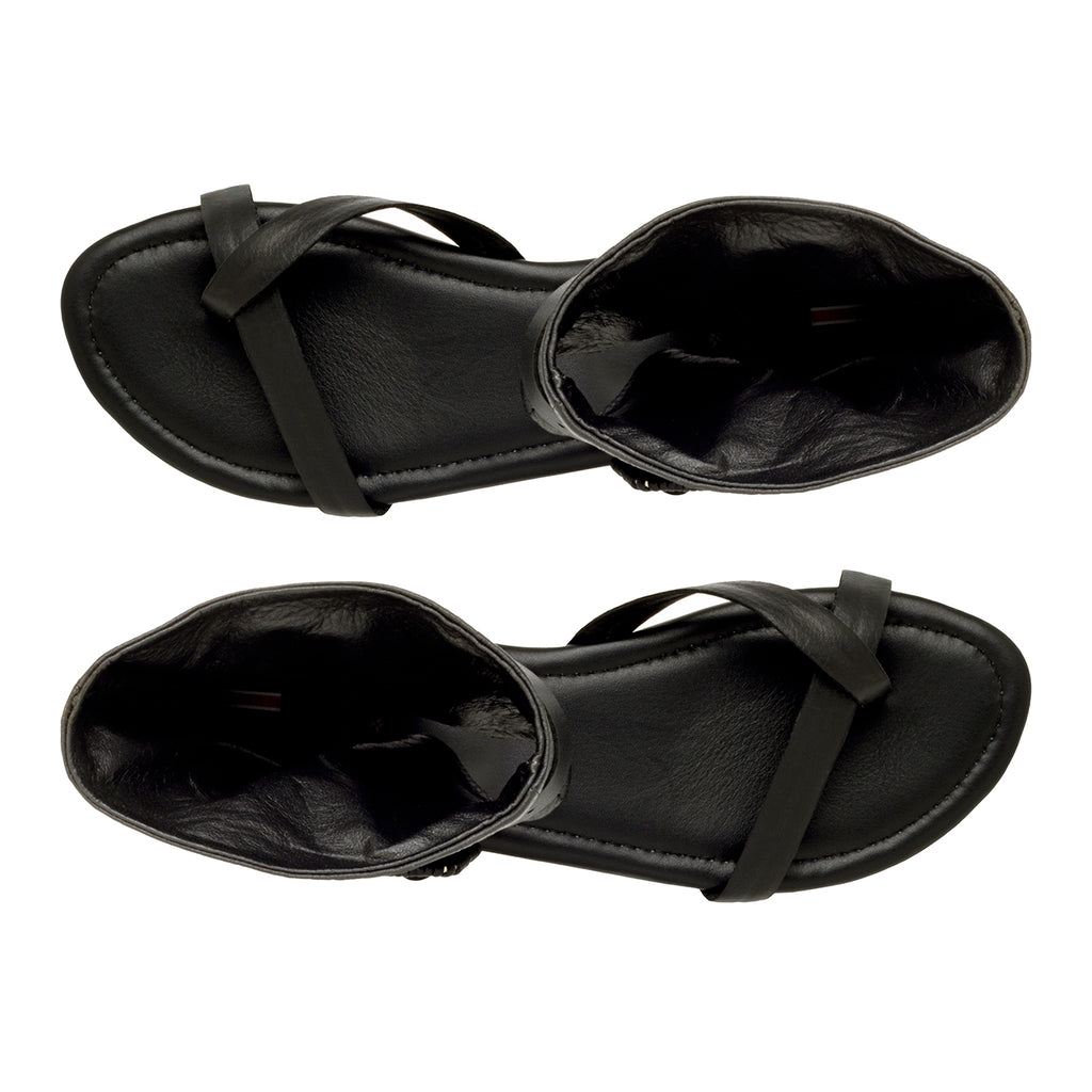 Sandalia Plana Elegante Intuición Negra