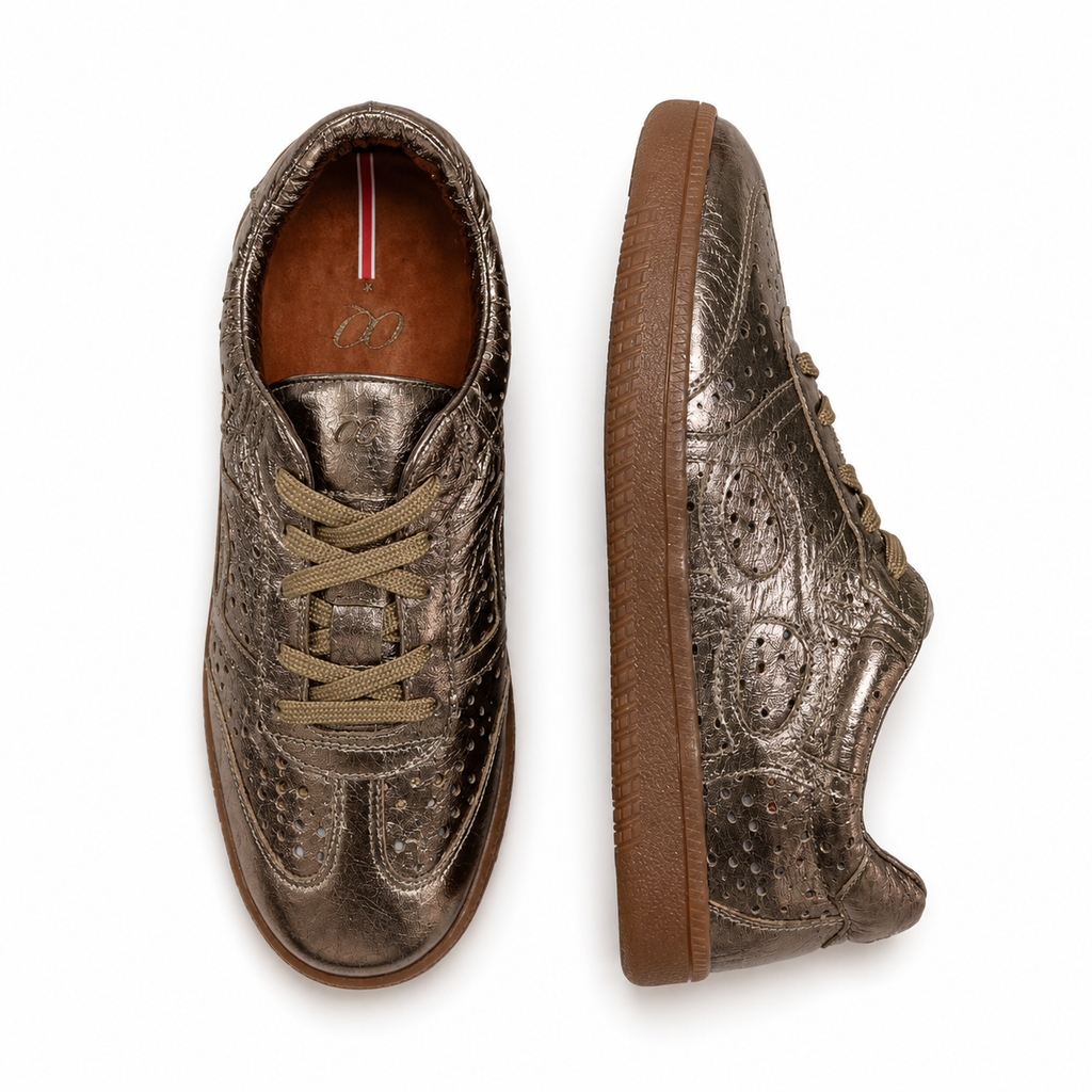 Tenis en Cuero Oro Luna
